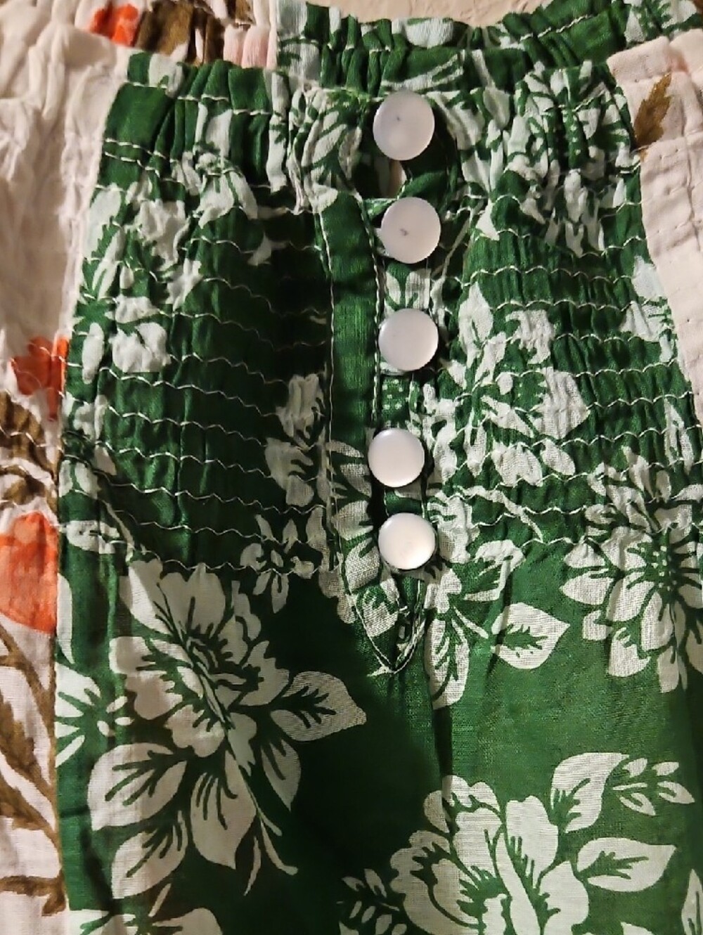 Floral Off-Shoulder Peasant Blouse in Green and White - Picture 3 of 6
